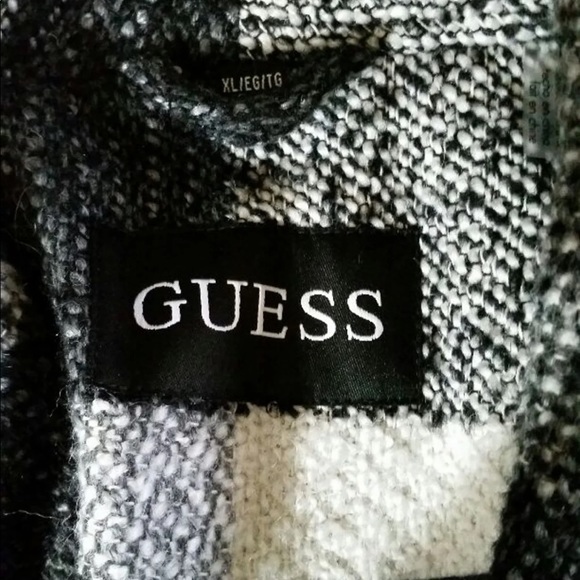 Guess Coat plaid NWOT - Picture 2 of 3
